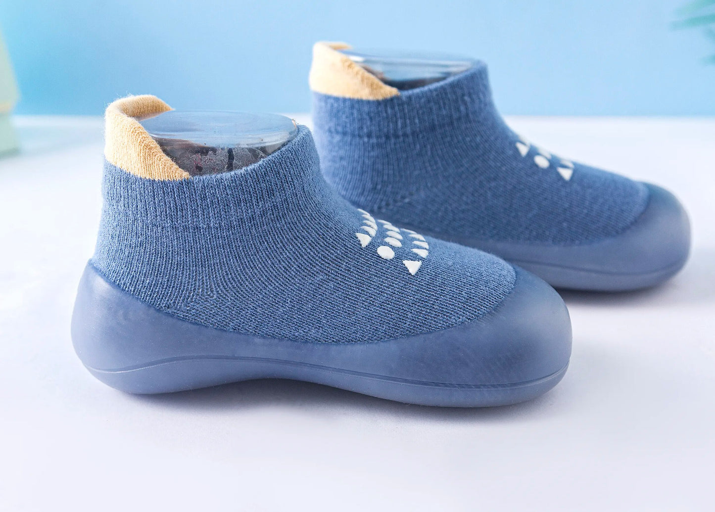 Noslippy™ - Soft Sole Non Slip Cotton Breathable Lightweight Slip-on Sneakers