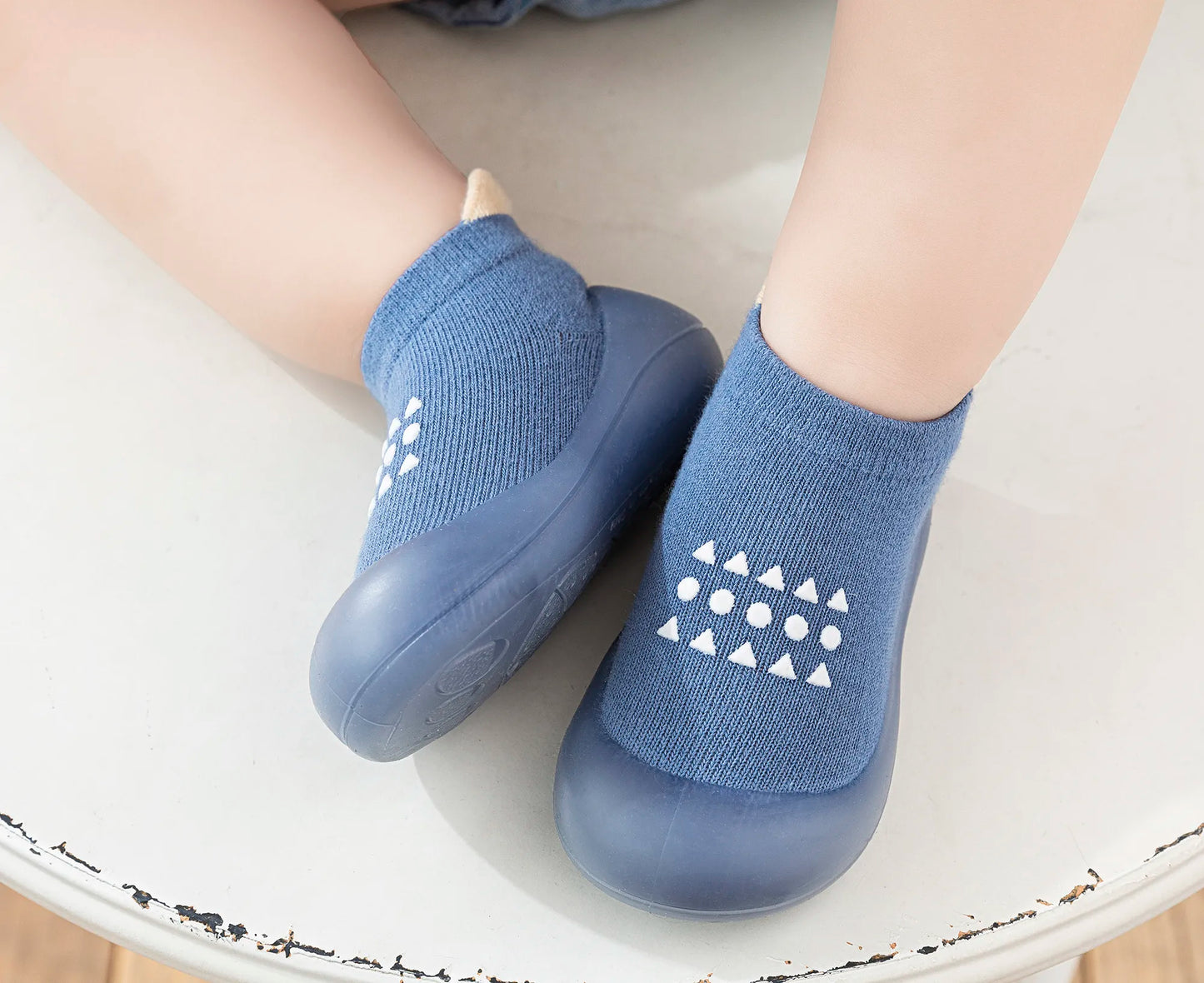 Noslippy™ - Soft Sole Non Slip Cotton Breathable Lightweight Slip-on Sneakers