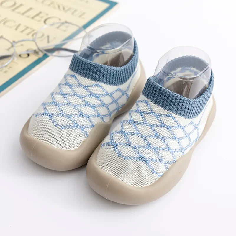 Noslippy™ - Soft Sole Non Slip Cotton Breathable Lightweight Slip-on Sneakers